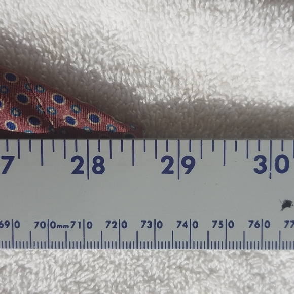 Calvin Klein 100% Silk Necktie / Suit Tie Circles Pattern - Picture 11 of 12